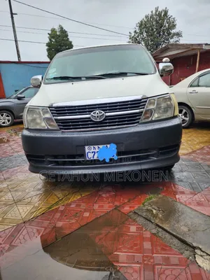 Photo - Toyota HiAce 2011 White