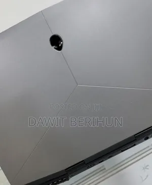 New Laptop Alienware Area-51m 16GB Intel Core I7 SSD 512GB