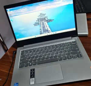 Photo - New Laptop Lenovo IdeaPad 100 8GB Intel Core I3 SSD 256GB