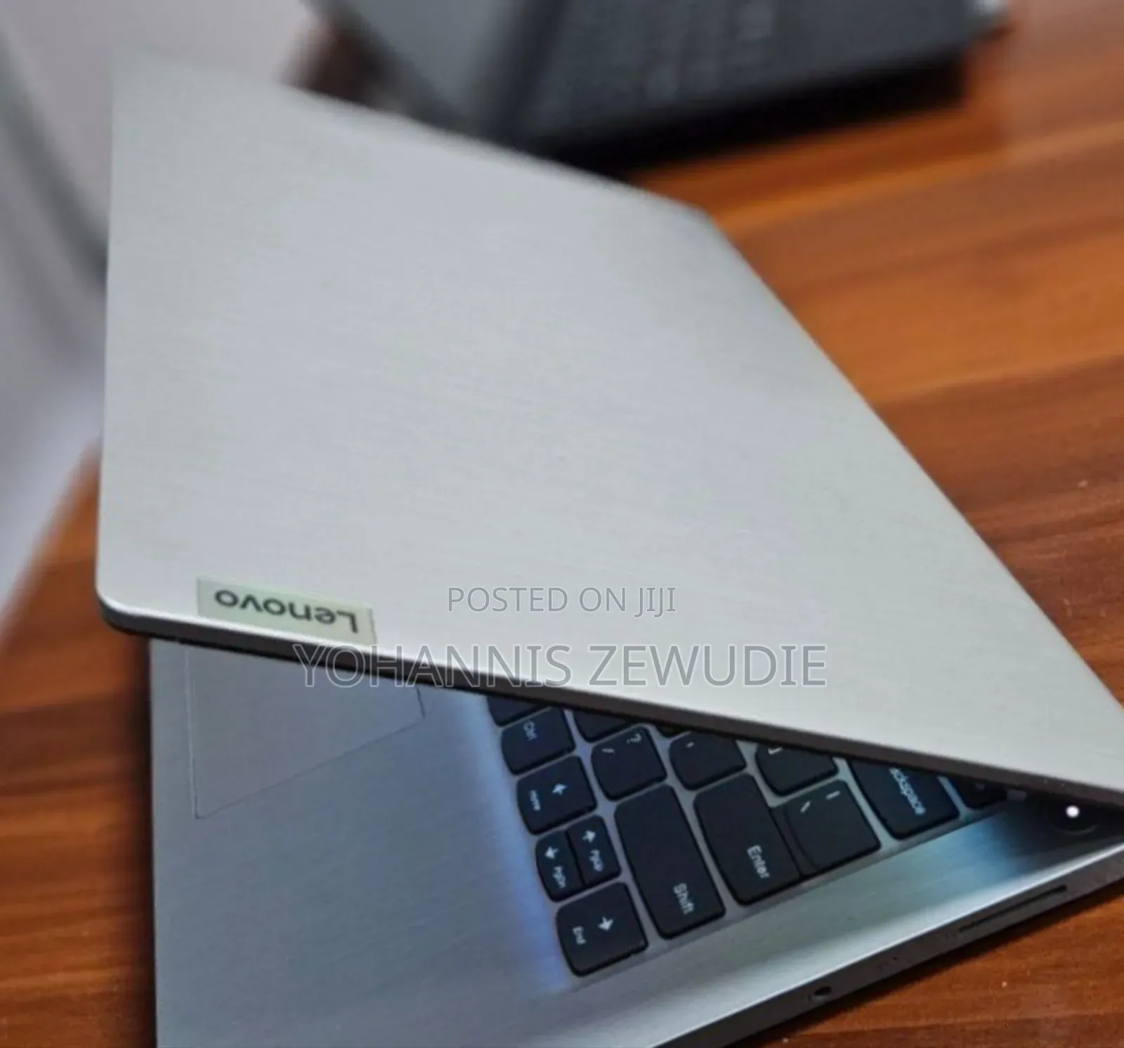 New Laptop Lenovo IdeaPad 100 8GB Intel Core I3 SSD 256GB