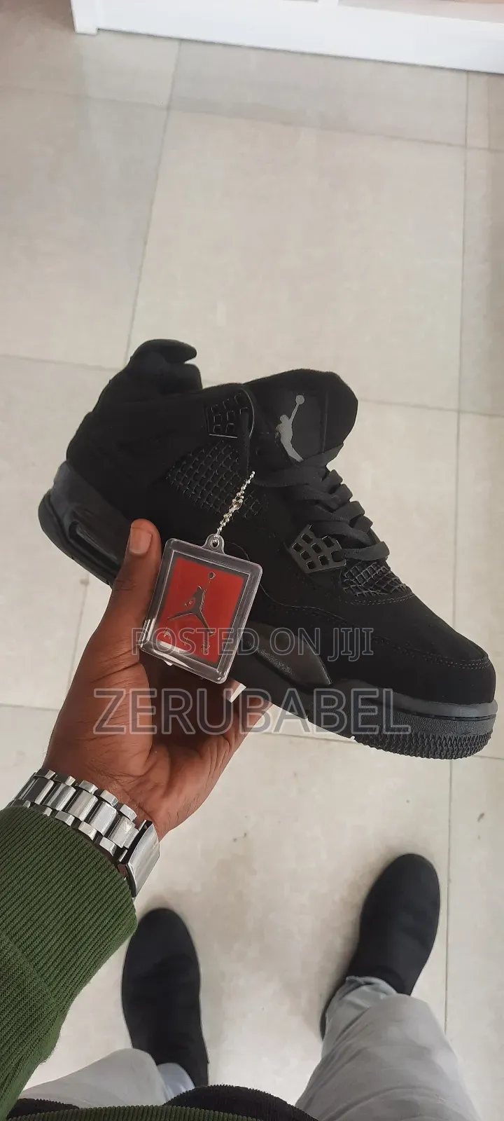 Air Jordan 4 Black
