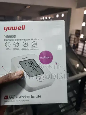 Photo - Yuwell Blood Pressure Monitor然亦digital Blood Pressuer Monitor网你digital