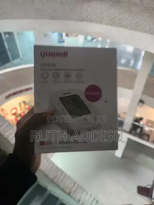 Photo - Yuwell Ye660d Blood Pressure Monitor段子digital Blood Pressure Monitor