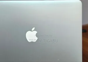 New Laptop Apple MacBook Air 2015 8GB Intel Core I5 SSD 256GB