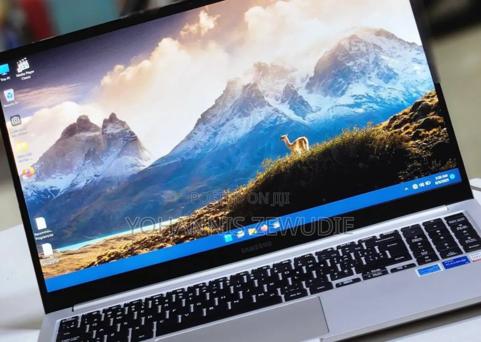 New Laptop Samsung 8GB Intel Core I5 SSD 256GB