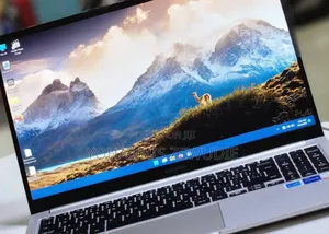 Photo - New Laptop Samsung 8GB Intel Core I5 SSD 256GB