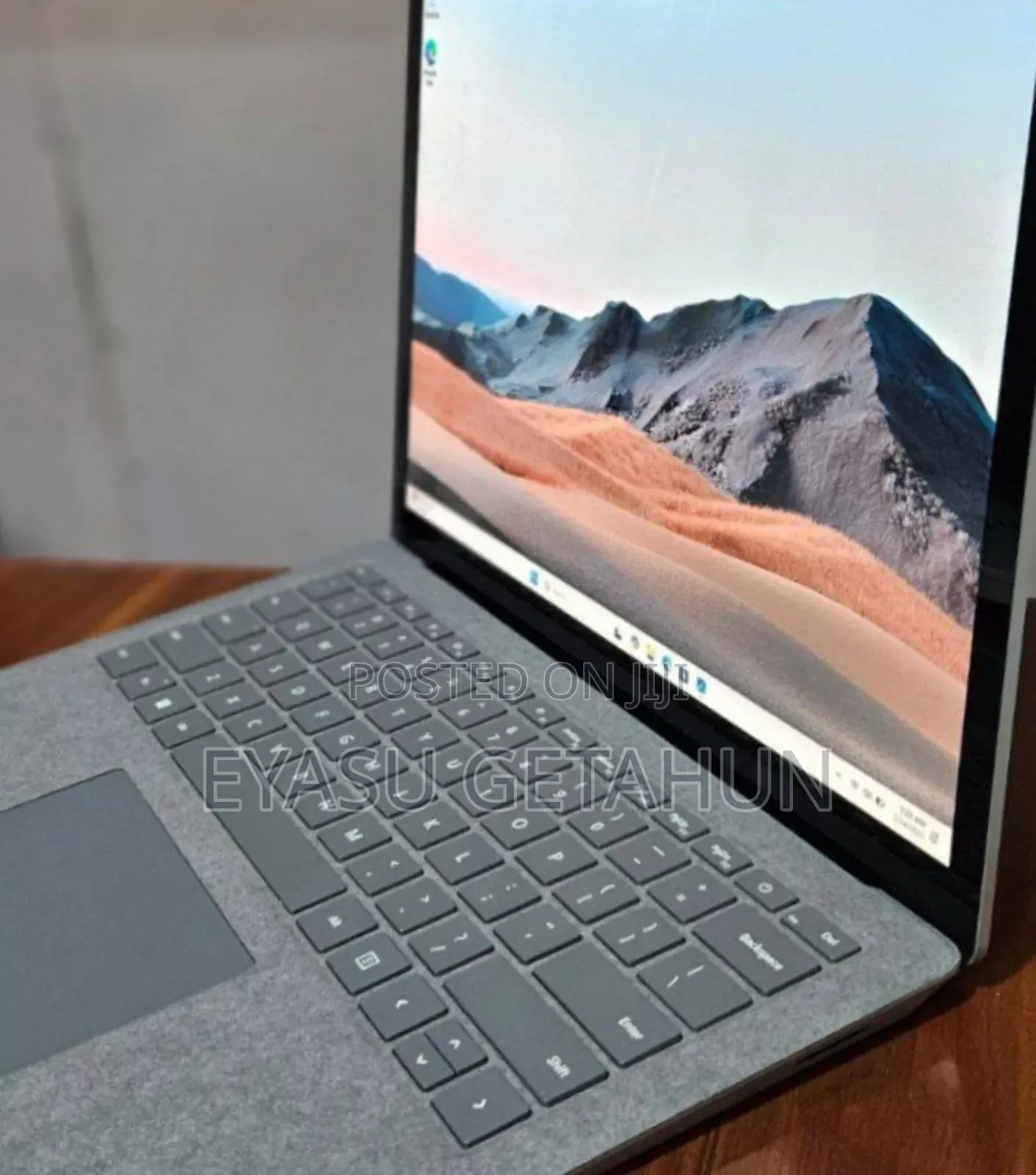 New Laptop Microsoft Surface 16GB Intel Core I7 SSD 512GB