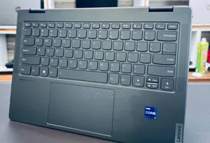 New Laptop Lenovo Yoga 7i 16GB Intel Core I7 SSHD (Hybrid) 512GB