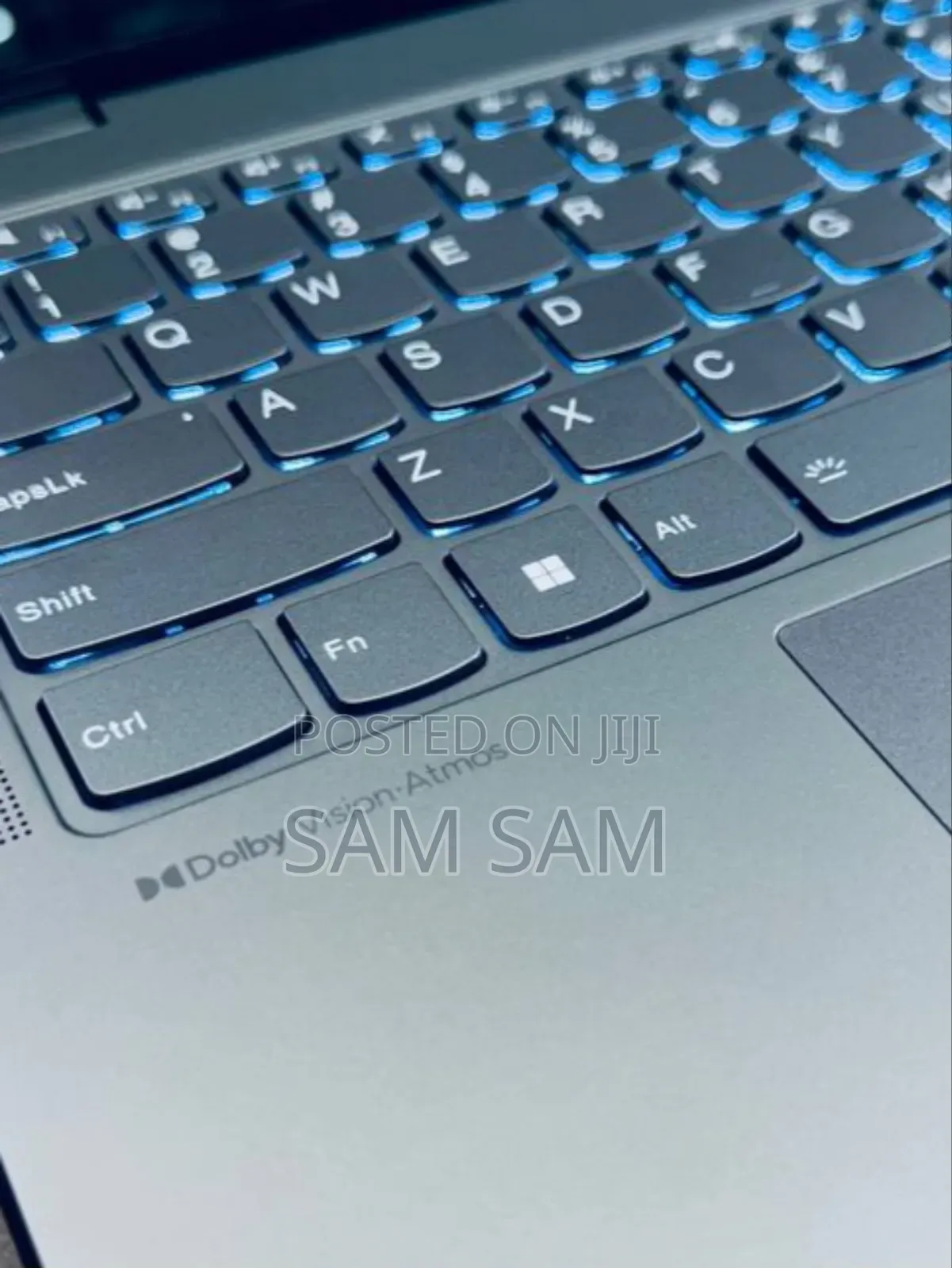 New Laptop Lenovo Yoga 7i 16GB Intel Core I7 SSHD (Hybrid) 512GB