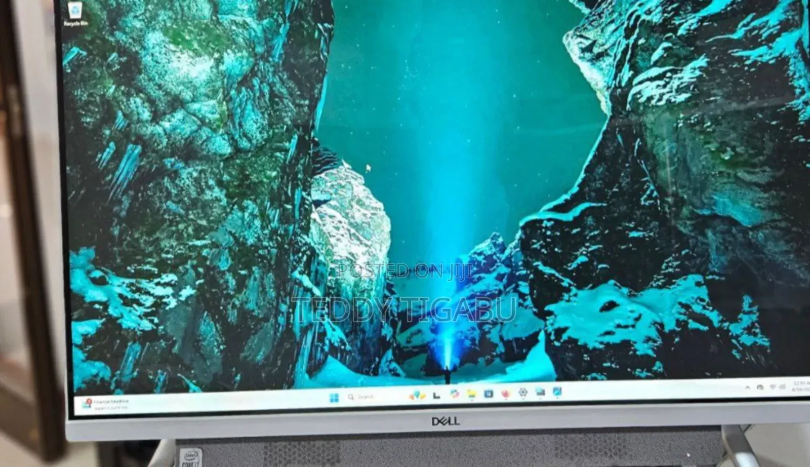 New Dell Inspiron 27 All-in-One 12GB Intel Core I7 SSD 512GB