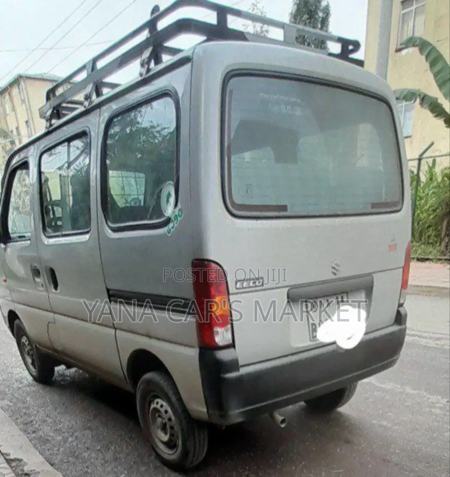 Suzuki Eeco 2024 Silver