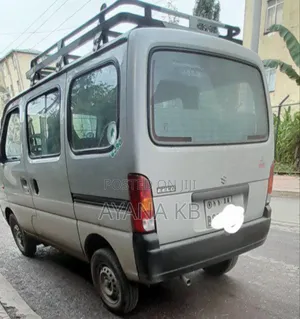 Suzuki Eeco 2024 Silver