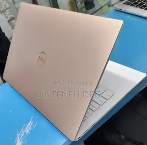 New Laptop Dell XPS 13 8GB Intel Core I7 SSD 256GB