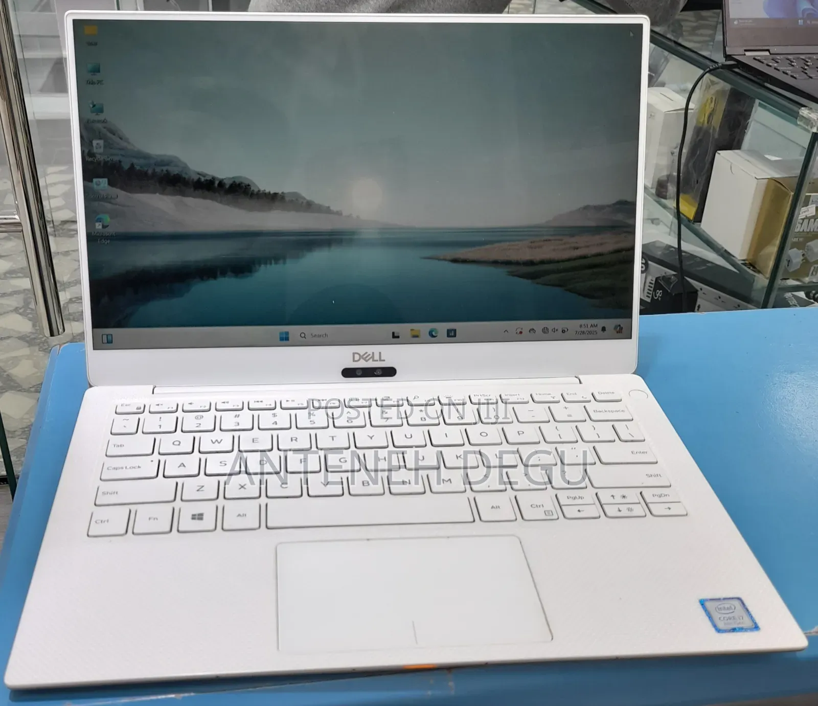 New Laptop Dell XPS 13 8GB Intel Core I7 SSD 256GB