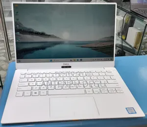 New Laptop Dell XPS 13 8GB Intel Core I7 SSD 256GB