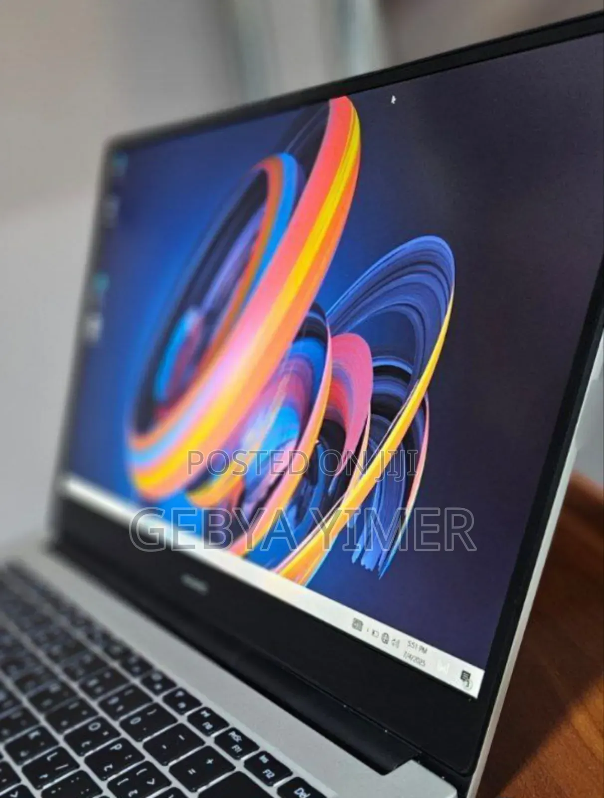 New Laptop Huawei MateBook 13 WRT-W19E 8GB Intel Core I5 HDD 512GB