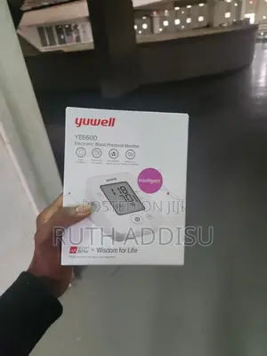 Photo - Yuwell Blood Pressure Monitor乏味digital Blood Pressure Monitor New