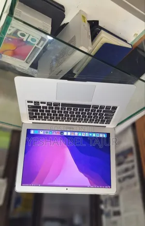 New Laptop Apple MacBook Air 2017 8GB Intel Core I5 SSD 256GB