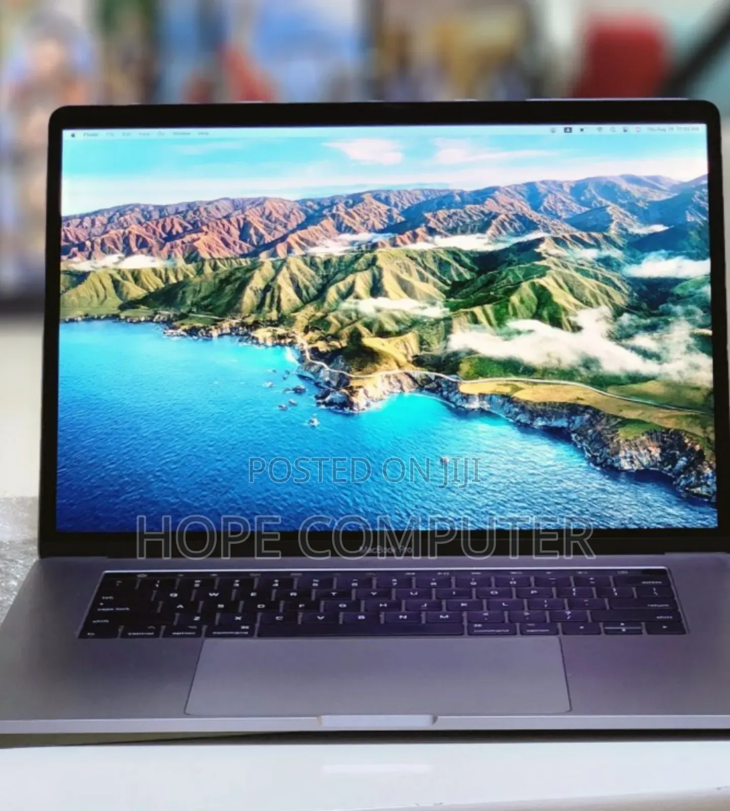 New Laptop Apple MacBook Pro 2017 16GB Intel Core I7 SSD 512GB
