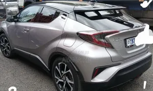 Toyota C-HR 2020 Gray