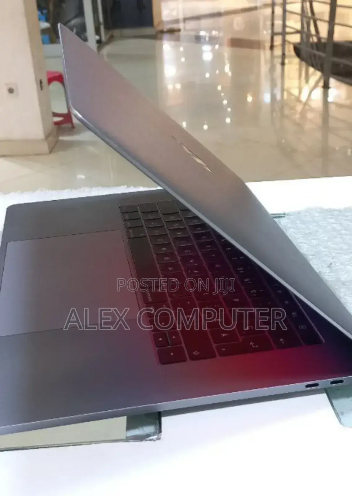 New Laptop Apple MacBook Pro 2016 16GB Intel Core I7 SSD 512GB