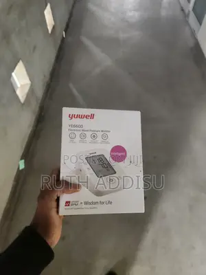 Photo - Digital Blood Pressuer Monitor蛟我brand New Yuwell Bp Monitor