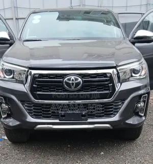 Toyota Hilux 2019 Gray