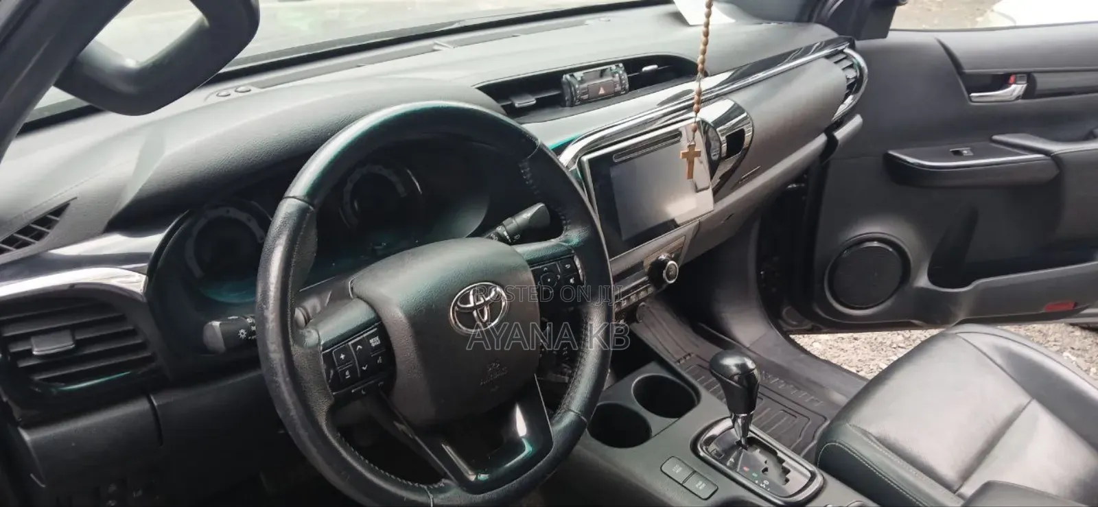 Toyota Hilux 2019 Gray