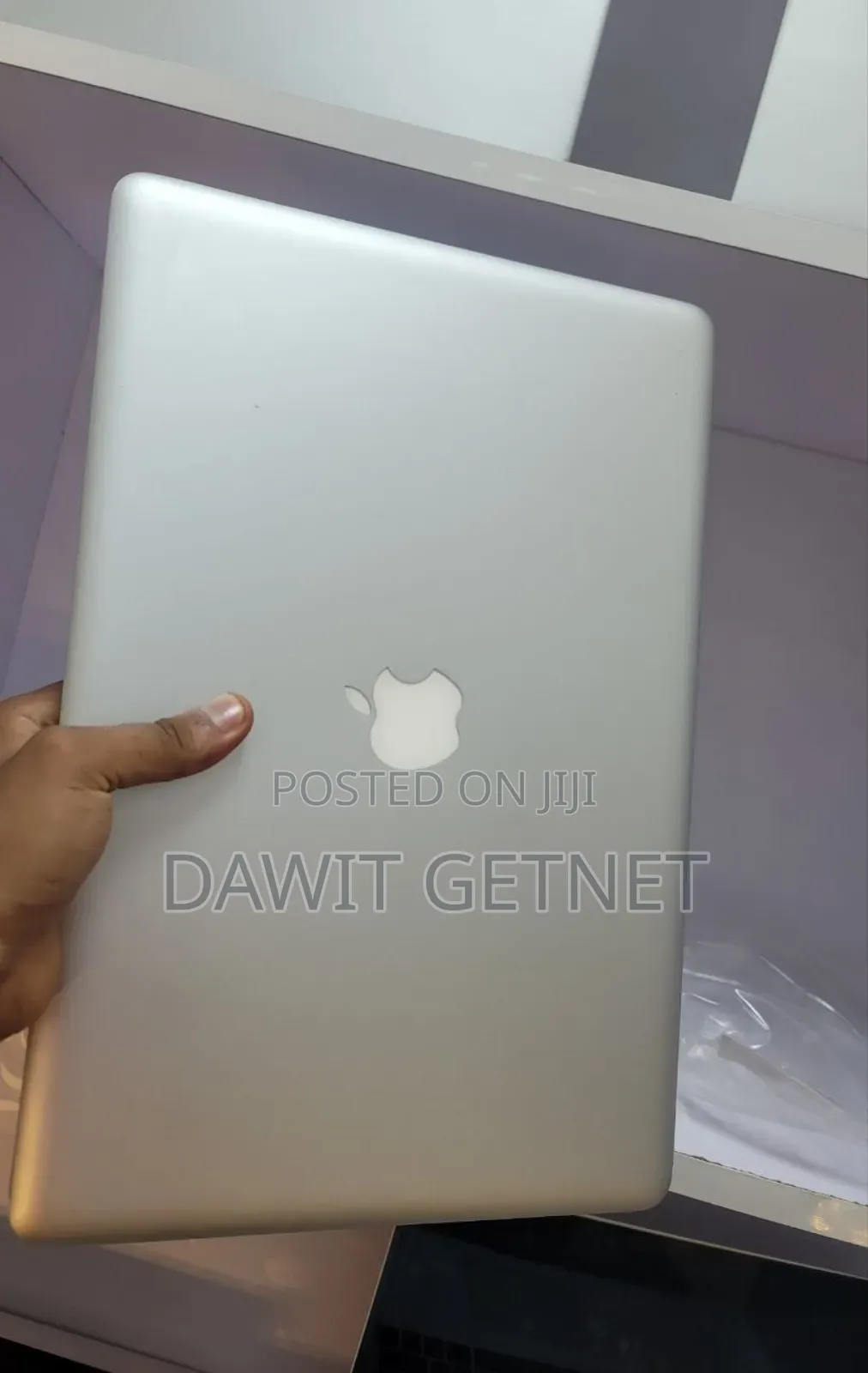 New Laptop Apple MacBook Pro 2019 8GB Intel Core I7 HDD 60GB