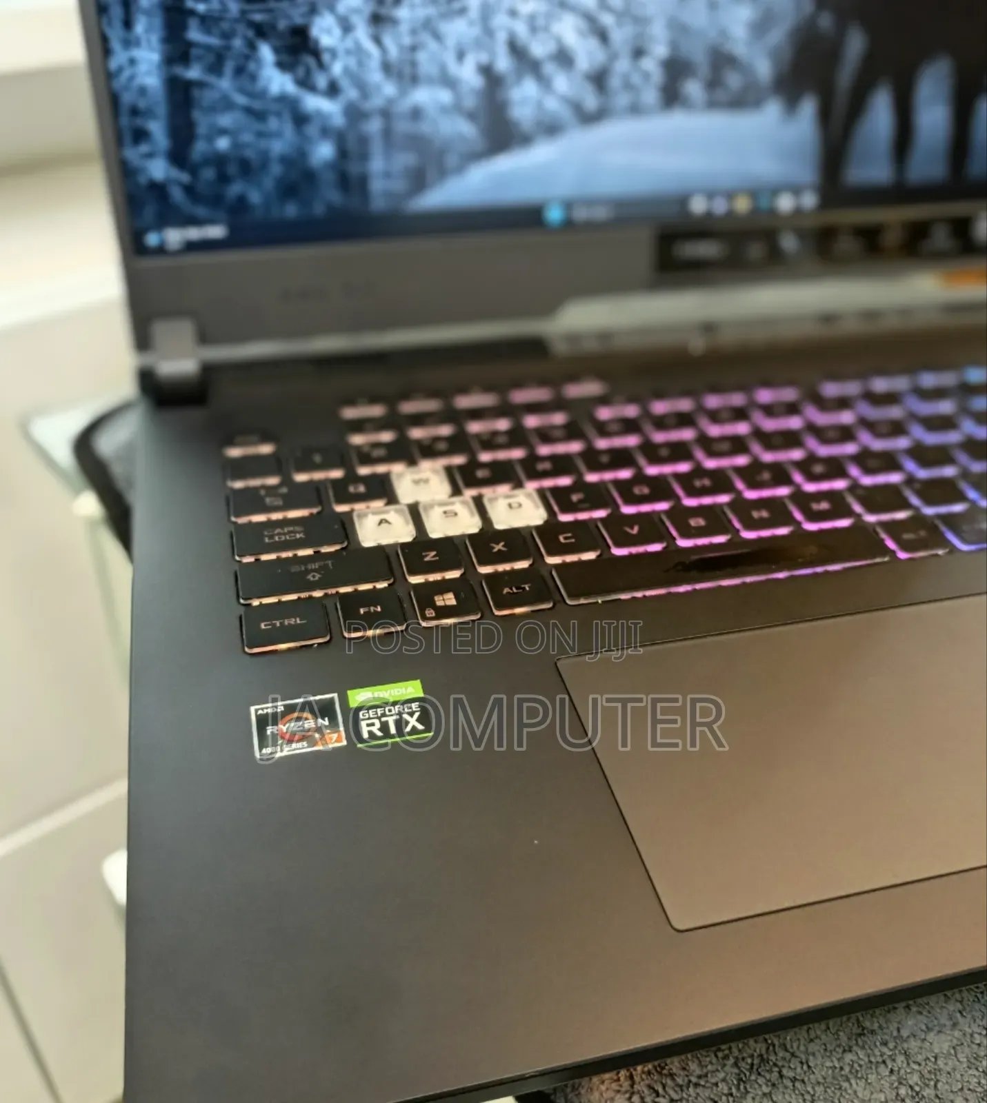 New Laptop Asus ROG Strix G17 16GB AMD Ryzen 7 SSD 1T