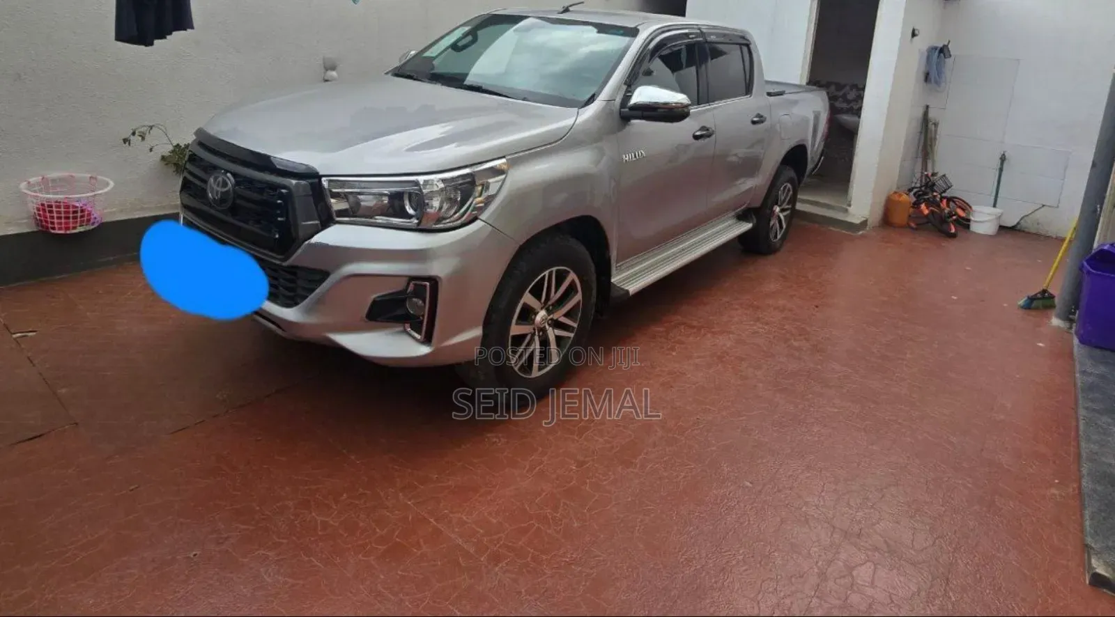 Toyota Hilux 2020 Silver