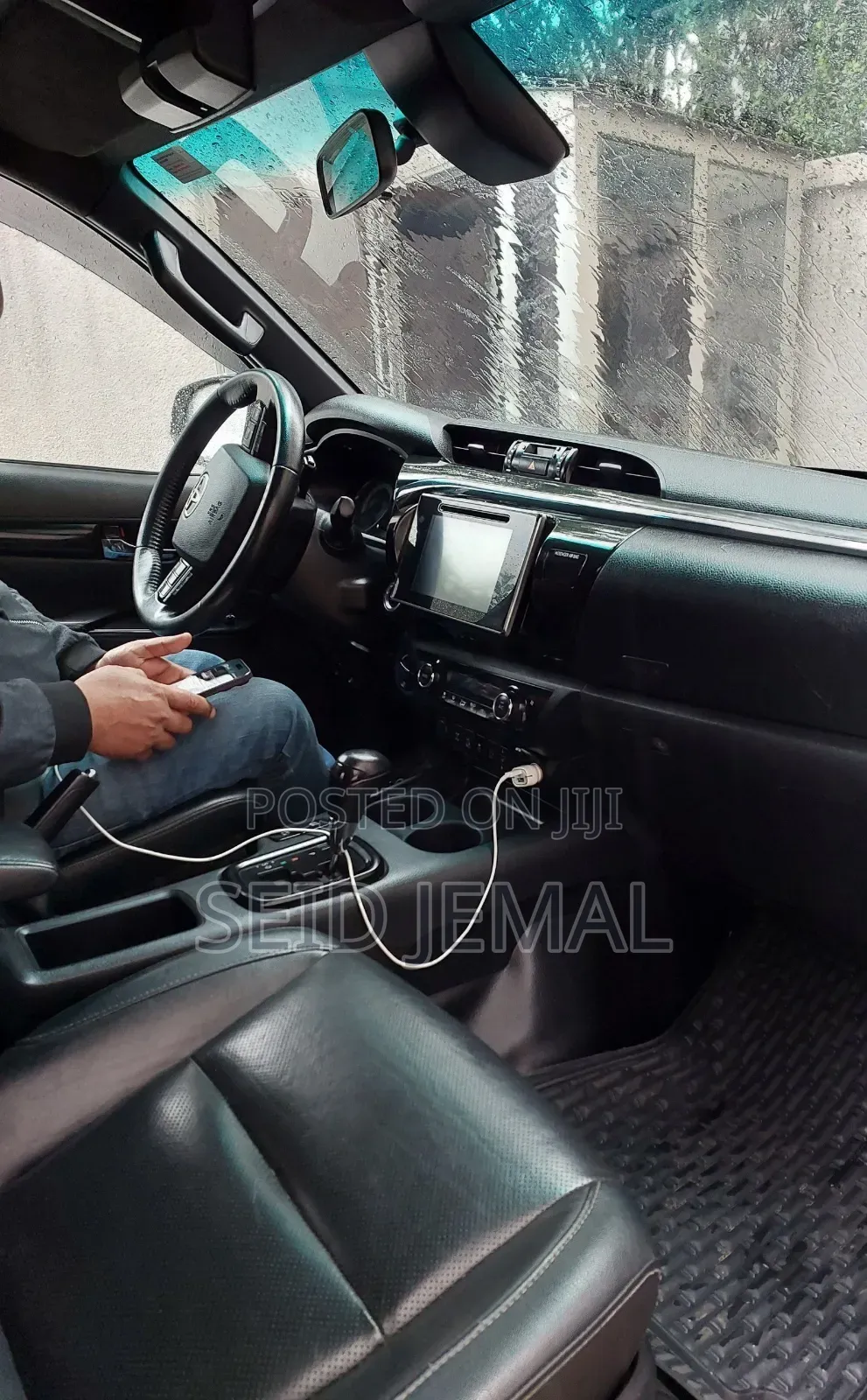 Toyota Hilux 2020 Silver