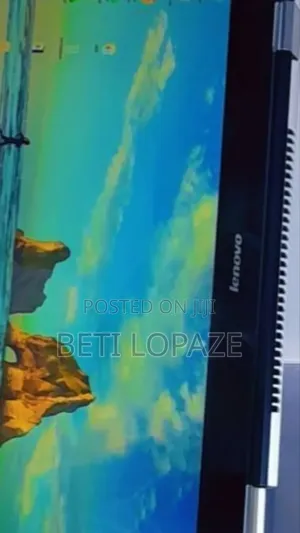 New Laptop Lenovo Yoga 330 8GB Intel Core i5 SSD 1T