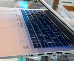 New Laptop HP EliteBook 840 8GB Intel SSD 256GB