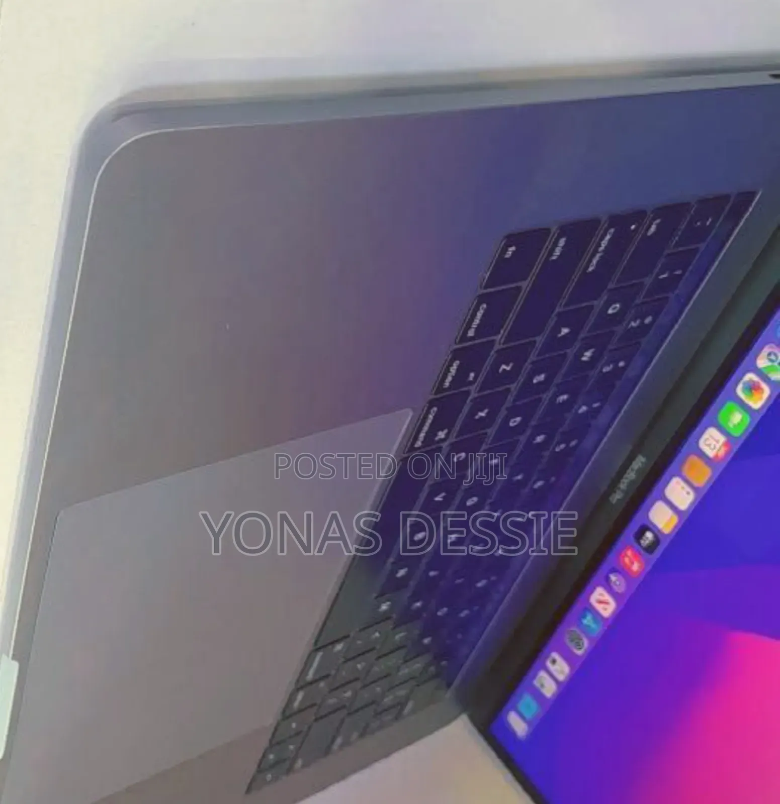 New Laptop Apple MacBook Pro 2017 16GB Intel Core I7 SSD 512GB