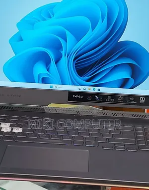 New Laptop Asus ROG Strix G15 16GB AMD Ryzen 7 SSD 1T