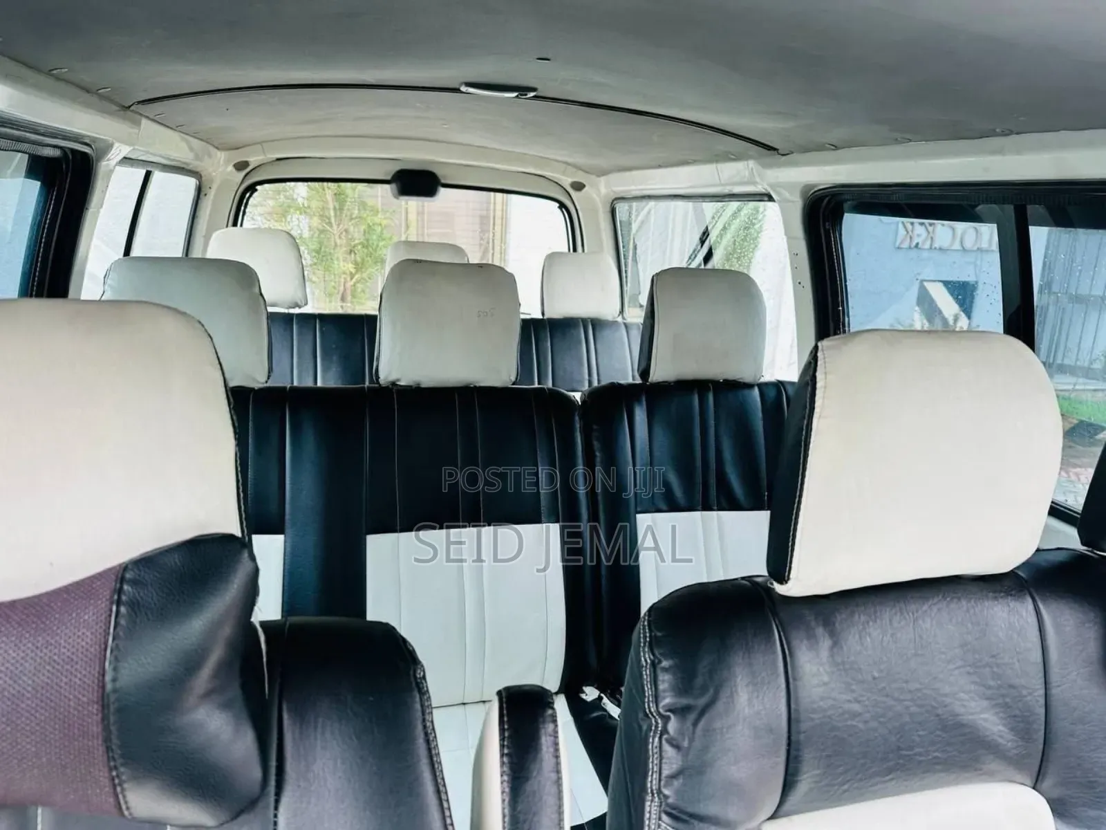 Toyota HiAce 2006 White