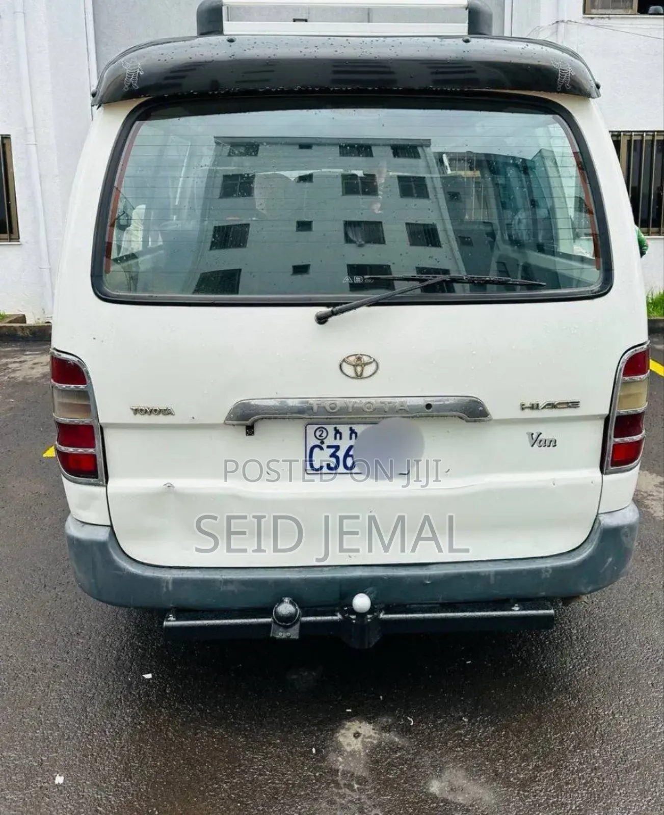 Toyota HiAce 2006 White