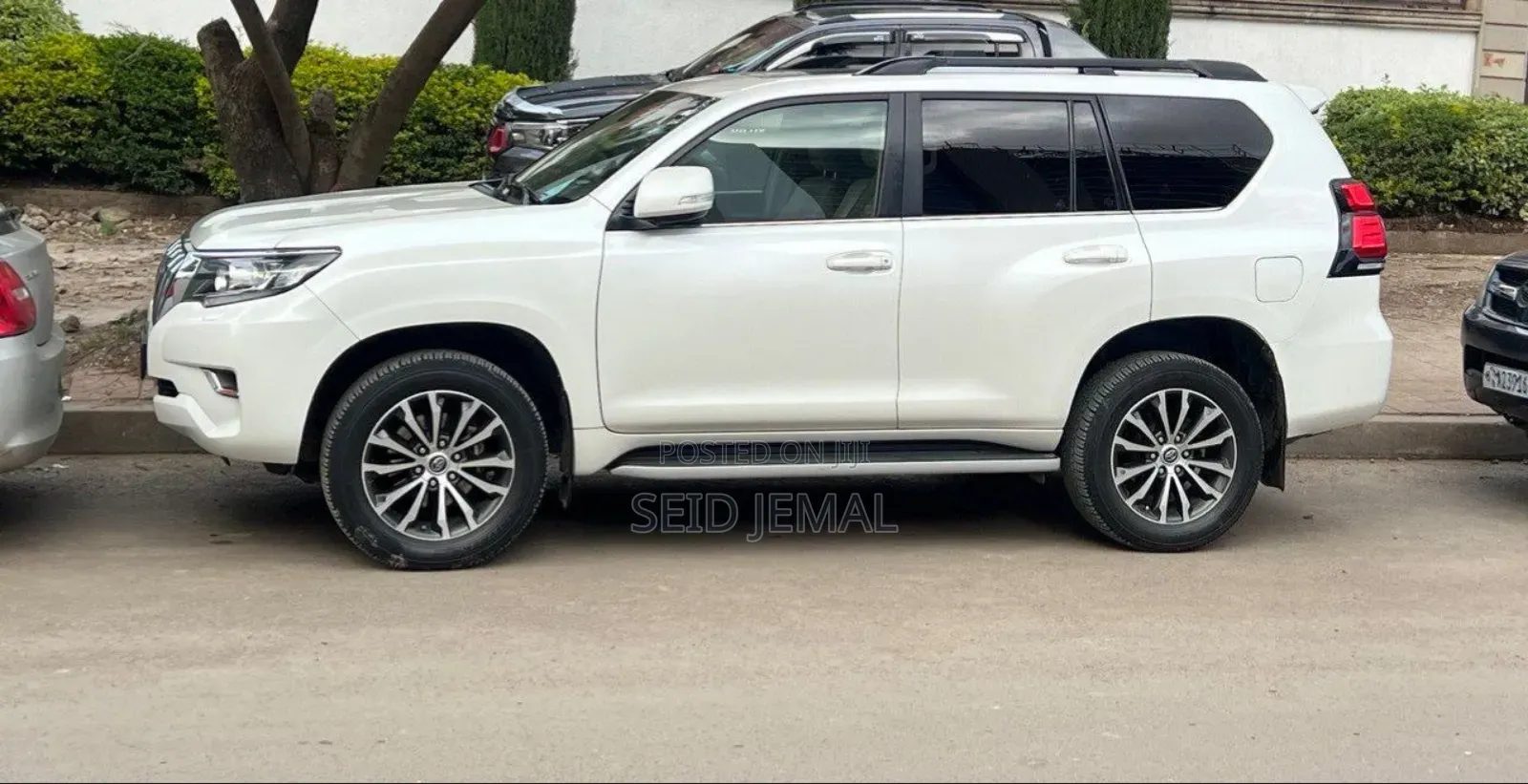 Toyota Land Cruiser Prado 2019 White