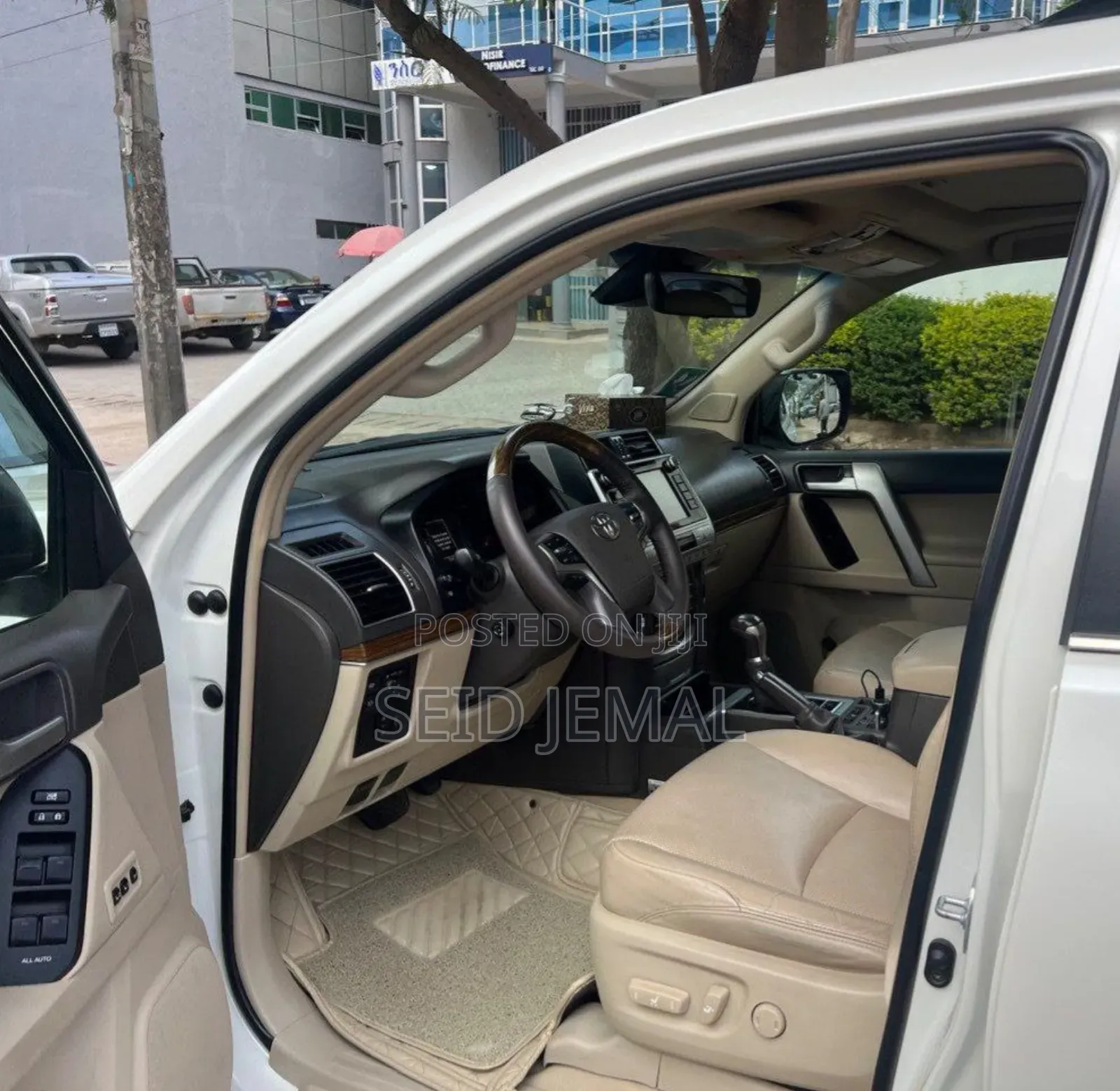Toyota Land Cruiser Prado 2019 White