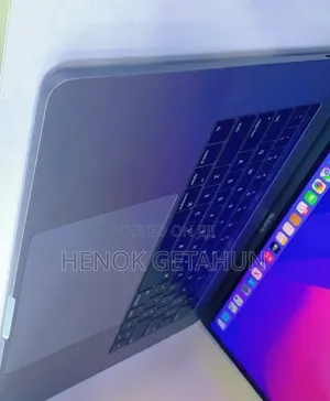 New Laptop Apple MacBook Pro 2017 16GB Intel Core I7 SSD 512GB