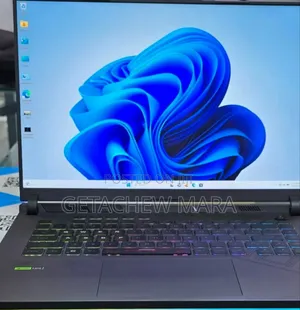 New Laptop Apple MacBook 2017 16GB Intel Core I7 SSD 512GB