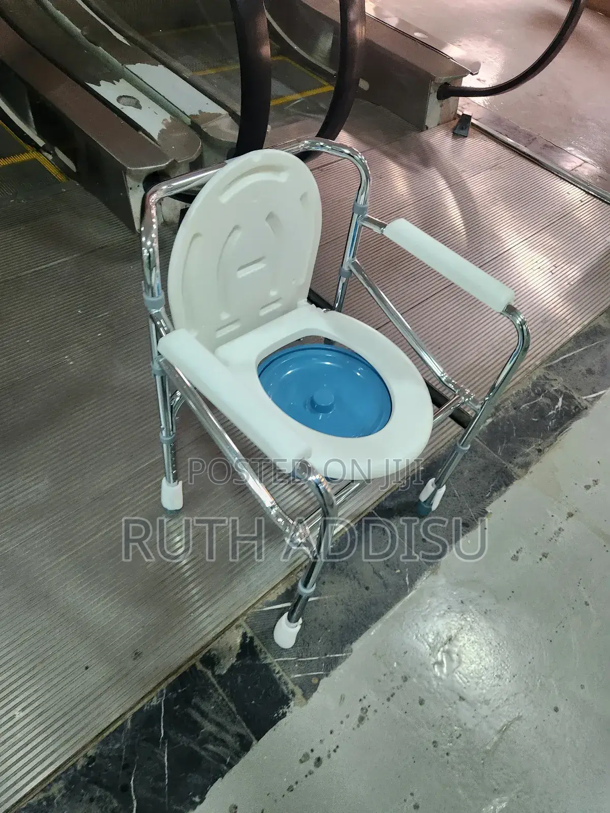 Commode Chair犬了toilet Chair乏力commode Chair庫藏commode Chair痱不commode New