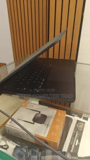 New Laptop Apple MacBook Air 2022 M2 8GB Intel Core M2 SSD 256GB