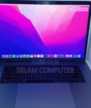 New Laptop Apple MacBook Pro 2017 16GB Intel Core I7 SSD 512GB