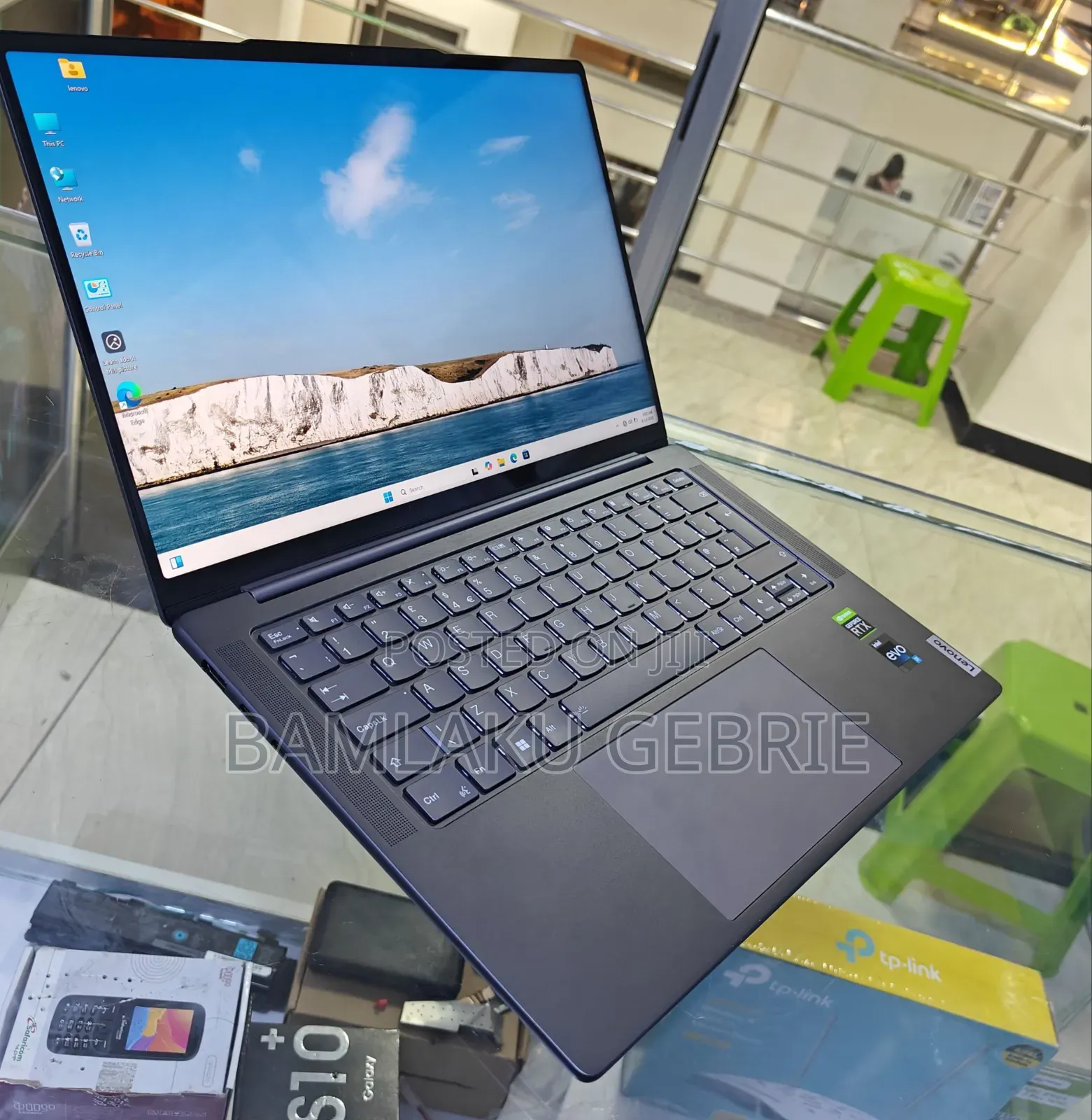 New Laptop Lenovo Yoga C740 32GB Intel Core I7 SSD 1T