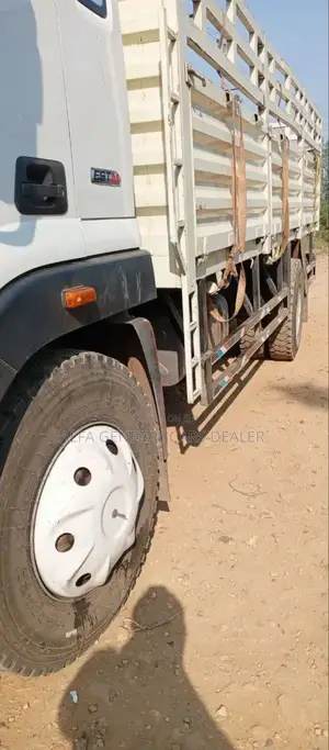 2024 ሞዴል ፎቶን a 35 ታርጋ