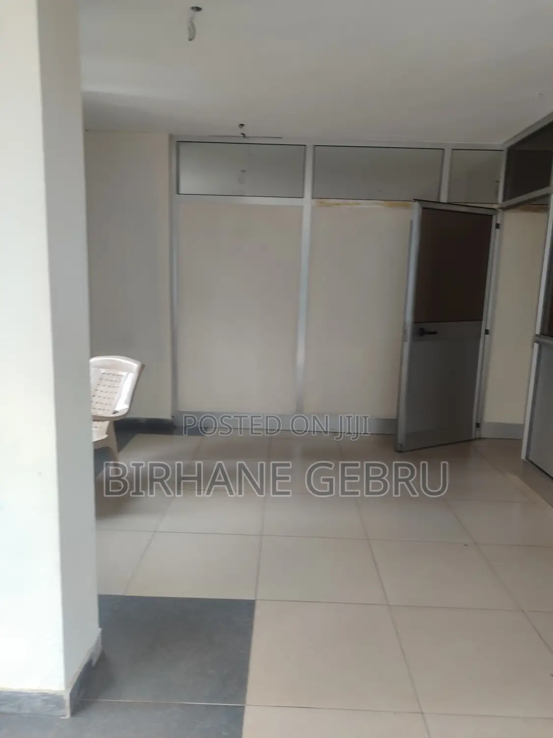 Complex Apartiment Rent for Bank Show Room Training and Other Busines