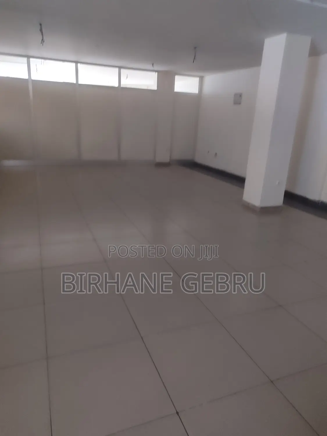 Complex Apartiment Rent for Bank Show Room Training and Other Busines