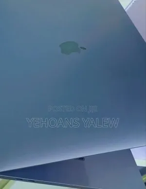 New Laptop Apple MacBook Pro 2017 16GB Intel Core I7 SSD 512GB